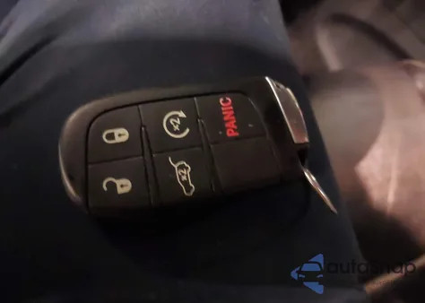 2017 Jeep Grand Cherokee Limited 4X2 z USA, uszkodzony, nr VIN 1C4RJEBG3HC888023